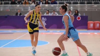 ING Kadınlar Basketbol Süper Ligi'nin 20. haftasında Fenerbahçe Alagöz Holding,