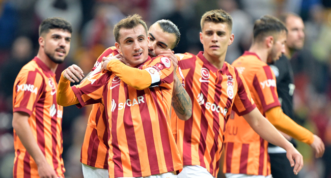 Galatasaray ve Trabzon tur atladı!