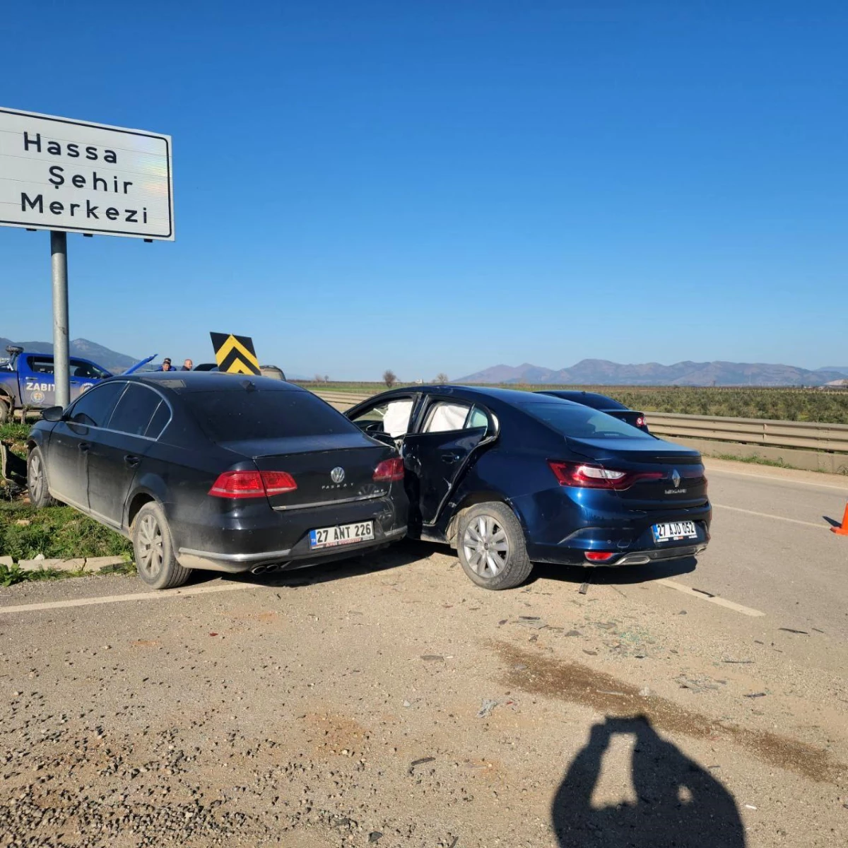 Hatay’da Otomobiller çarpıştı: 2 Yaralı