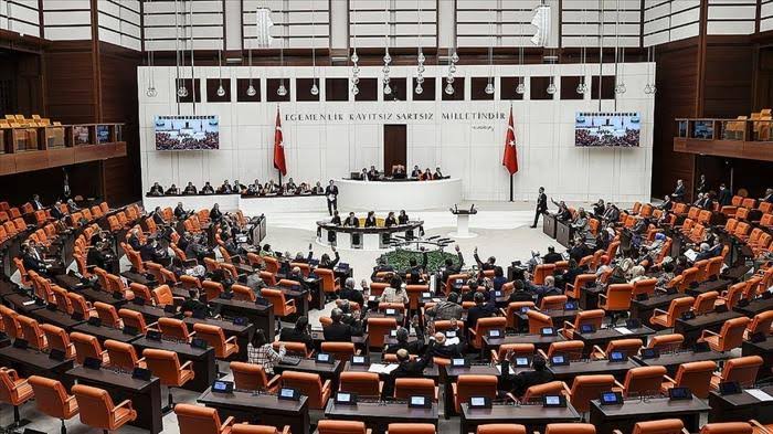 Teröre karşı bildiri TBMM’de kabul edildi