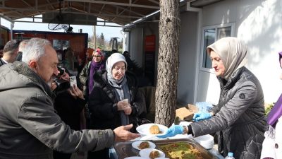 Kadın ve Demokrasi Vakfı (KADEM) Başkanı Saliha Okur Gümrükçüoğlu, Kahramanmaraş’ta