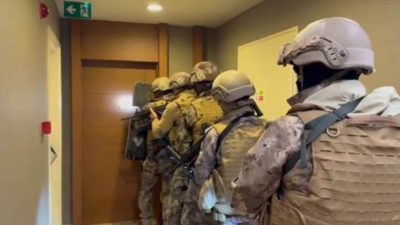 İçişleri Bakanı Yerlikaya 11 ilde düzenlenen Kafes-28 operasyonunda İnterpol tarafından