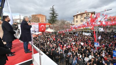 Ankara Büyükşehir Belediye Başkan Adayı Mansur Yavaş, CHP belediyelerinin iktidarın