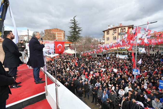 Biz kimseyi aç ve açıkta bırakmayız!