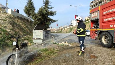 Hatay’ın Belen ilçesinde yanan motosiklet itfaiye ekipleri tarafından söndürüldü. Belen