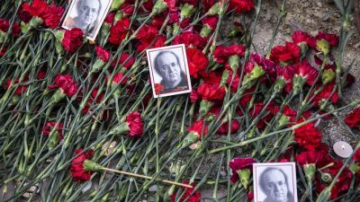 Gazeteci-Yazar Uğur Mumcu’nun 31. ölüm yıldönümü.. Uğur Mumcu’nun Ankara’daki evinin