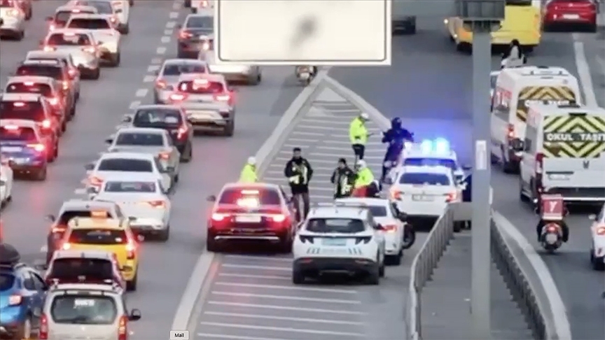 İçişleri Bakanı Ali Yerlikaya, "Işıklı ya da sesli uyarı cihazlarını