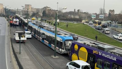 İstanbul Fatih’te tramvayın çarptığı kişi yaşamını yitirdi. Bağcılar’dan Kabataş istikametine