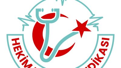 Depremde büyük hasar gören Antakya Araştırma ve Uygulama hastanesi bahçesinde