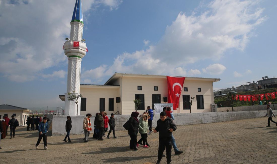 6 Şubat depremlerinin ardından hayırsever kuruluşlardan biri olan Özaltın Holding