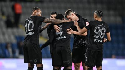 Ziraat Türkiye Kupası’nda karşılaşan Başakşehir ve Hatayspor’da penaltı atışları 3-2