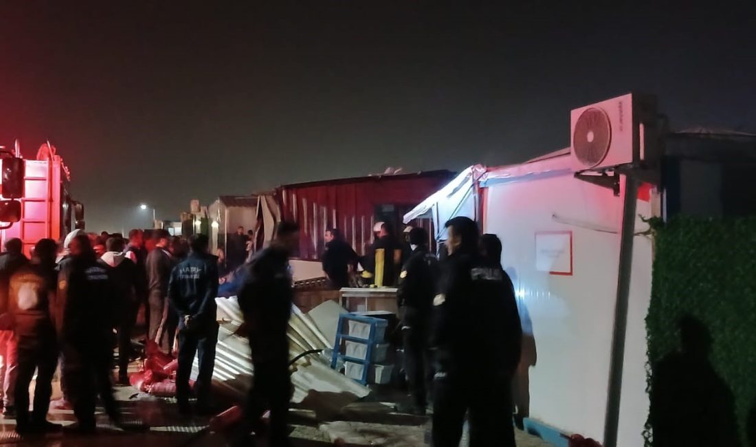 Dün akşam saatlerinde Antakya İSO konteyner kentte meydana gelen yangın,