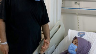 Kahramanmaraş merkezli depremlere Göksun ilçesinde yakalanan Canan Keskin, üzerine siper