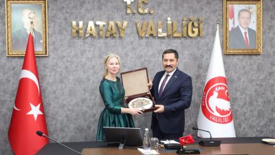 İsveç’in Ankara Büyükelçisi Anna Malena Mard Hatay’a geldi. İsveç büyükelçisi