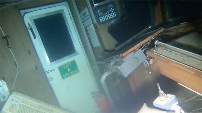 Marmara Denizi’nde, İmralı Adası’nın güneybatısında su alarak batan ve dün