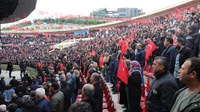 CHP’de Hatay Büyükşehir belediye başkan adaylığı devam eden Lütfü Savaş’ın