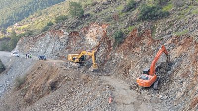 Hatay Büyükşehir Belediyesi'nin 2 yıl önce başlattığı Antakya ile Arsuz