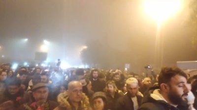 Hatay Valiliği’nin resmi olarak açıkladığı sessiz yürüyüş için vatandaşlar Vali