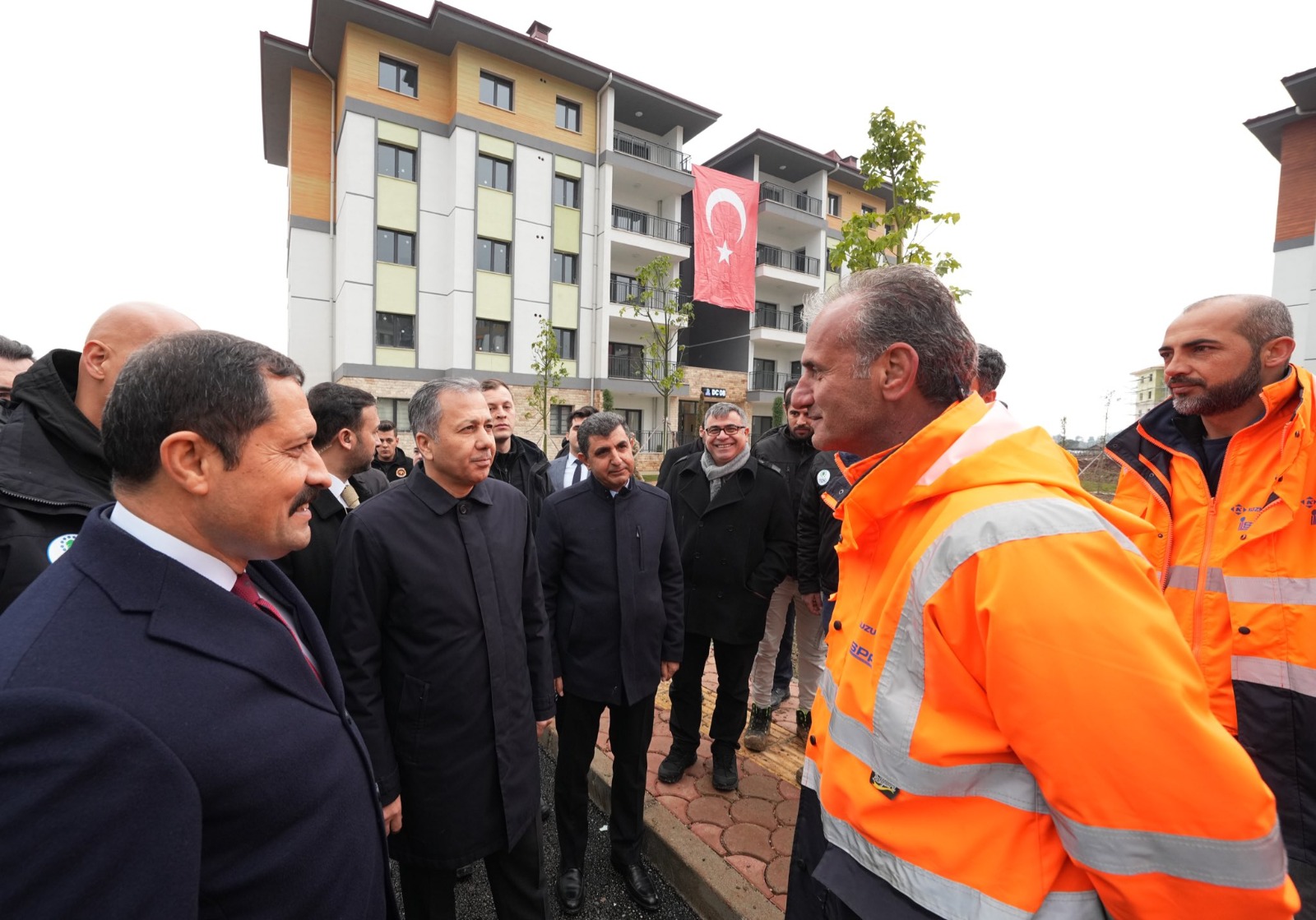 Bakan Yerlikaya’nın Hatay mesaisi