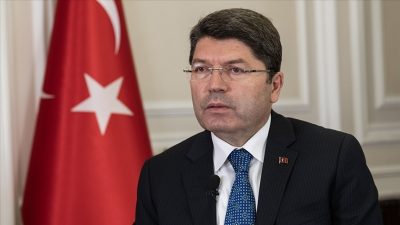 Adalet Bakanı Yılmaz Tunç deprem bölgesinde yürüttükleri çalışmalara ilişkin açıklamada