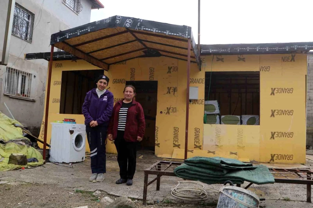 Depremzedelere umut olan sağlıkçı