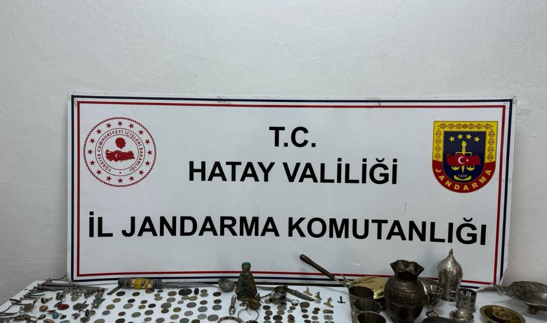 Hatay’ın Kırıkhan ilçesinde düzenlenen operasyonda, tarihi eser niteliği taşıdığı değerlendirilen