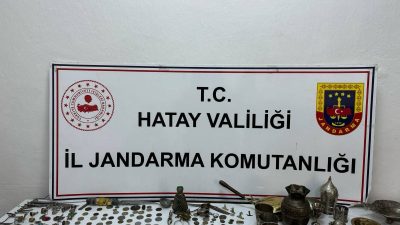 Hatay’ın Kırıkhan ilçesinde düzenlenen operasyonda, tarihi eser niteliği taşıdığı değerlendirilen