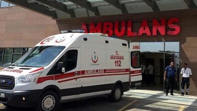 Hatay’ın Dörtyol ilçesinde bıçaklı kavgada, 1 kişi hayatını kaybetti. Numuneevler Mahallesi’nde iki