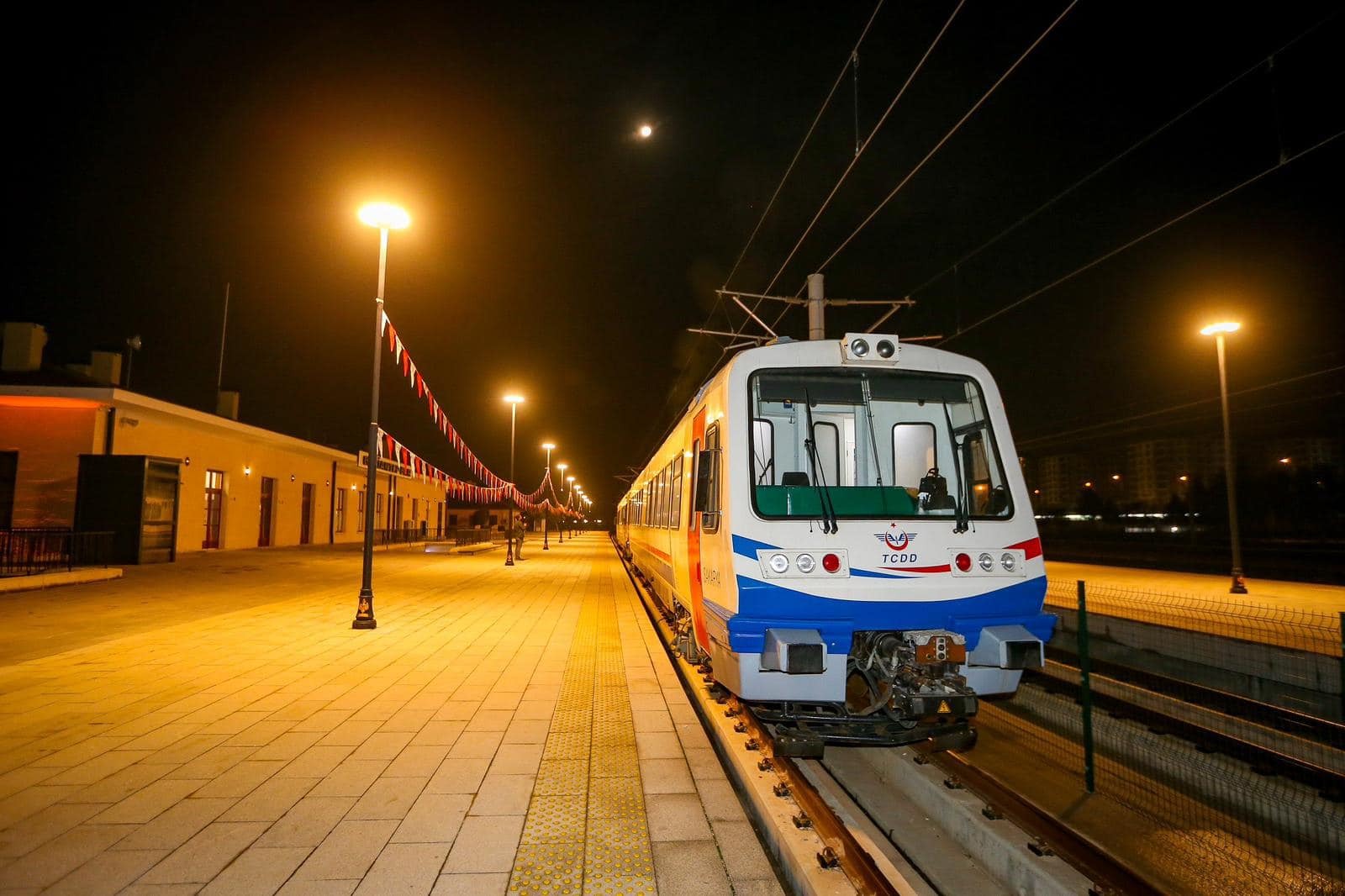 Dört Yanımıza Demiryolu Hatay’a “Hava Cıva”