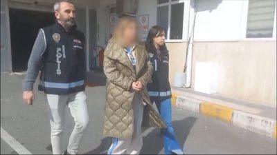 
İstanbul'da, aracında sahte para ve silah paylaşımı yapan sosyal medya