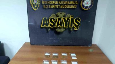 Hatay’ın İskenderun ilçesinde gerçekleştirilen uygulamalarda 13 aranan şahıs yakalanırken uyuşturucu