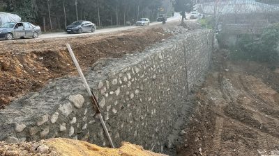 Defne ilçesi Harbiye mahallesindeki yöre halkı tarafından şifa dağıttığına inanılan