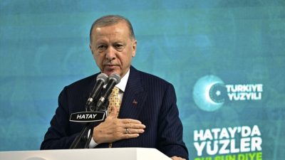 Cumhurbaşkanı Recep Tayyip Erdoğan’ın Hatay ziyareti sırasında partisinin aday tanıtım
