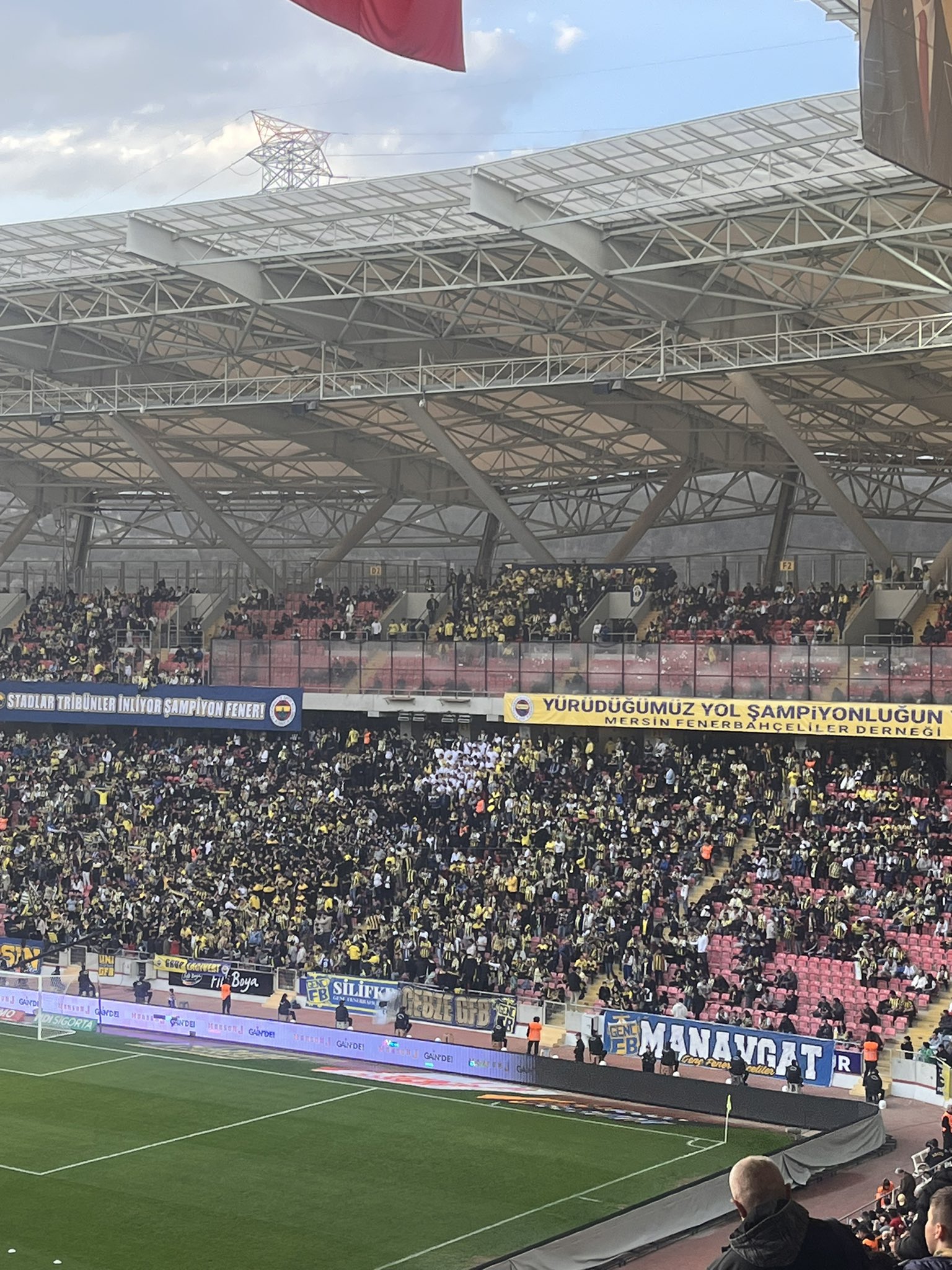 Fenerbahçe’ye tribün tahsisi büyük tepki çekti