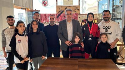 Hatay Türk Telekom İl Müdürü Tayfur Cüneydioğlu, Defne ilçesindeki internet