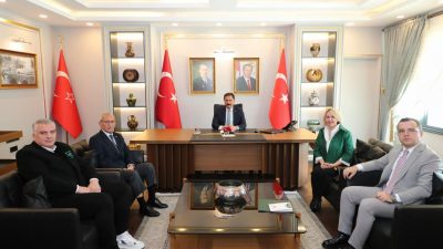 Öksüz-yetim çocuklarının eğitiminin yapıldığı Darüşşafaka cemiyeti üst düzey yöneticileri hafta