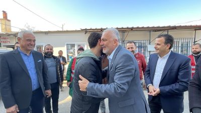 TİP’in Defne belediye başkan adayı Mehmet Güzelyurt ilçedeki gezilerini sürdürüyor.