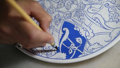 Türk sanatlarını destekleyerek gelişmesini ve yaygınlaşmasını sağlayan Devlet Türk Sanatları