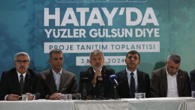 Cumhur İttifakı'nın Hatay Büyükşehir Belediye Başkan adayı Mehmet Öntürk, basın