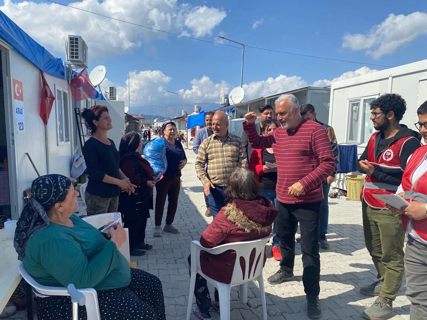 TİP Adayı Mehmet Güzelyurt: “Depremzedeleri Bu Çileden Kurtaracağım”