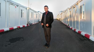 İyi Parti Hatay Büyükşehir Belediye Başkan Adayı Nusret Cömert yaklaşan