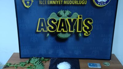 Hatay Emniyet Müdürlüğü ekipleri, İskenderun ilçesinde gerçekleştirdikleri kapsamlı asayiş operasyonunda