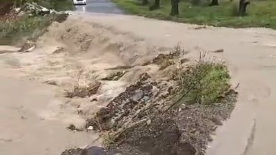 Dün geceden beri devam eden yoğun yağışlar sonrası Hatay’ın Antakya