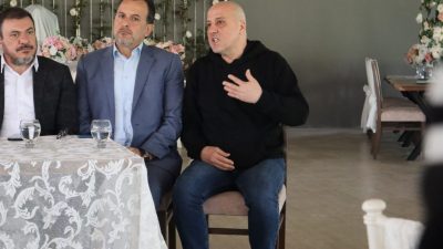 Türkiye İşçi Partisi’nin (TİP) Defne Belediye Başkan Adayı Mehmet Güzelyurt,