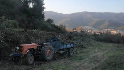 Antakya’da depremzedeler için yaptırılan konutlara ulaşım için yeni yollar açılırken