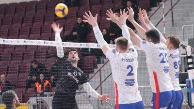 Voleybol AXA Sigorta Efeler Ligi’nin 24. haftasında Halkbank, deplasmanda Hatay