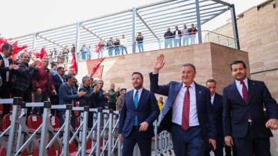 Başkan Savaş: "Bilgimiz, tecrübemiz ve Hatay'ın her sokağına hakimiyetimizle şehrimizin