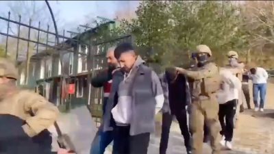 Bakan Yerlikaya, 5 ilde düzenlenen "Mahzen-16" operasyonlarında, elebaşları dahil 63