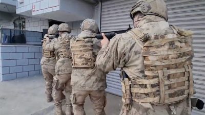 İçişleri Bakanı Ali Yerlikaya, Hatay’da düzenlenen “Mahzen-21” operasyonunda, elebaşılığını Süleyman