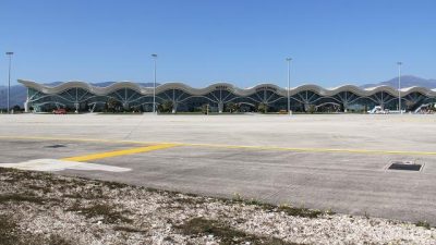 
Ulaştırma ve Altyapı Bakanı Abdulkadir Uraloğlu, Hatay Havalimanı'nda hem geliş